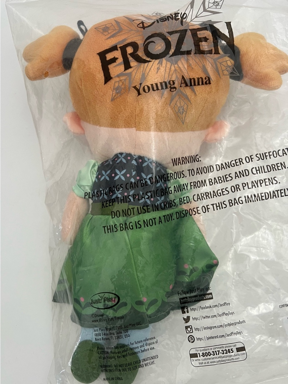 Disney Frozen Young Anna 12" Plush Princess NIP Stuffed Doll with Cape Sewn Eyes - Picture 4 of 9